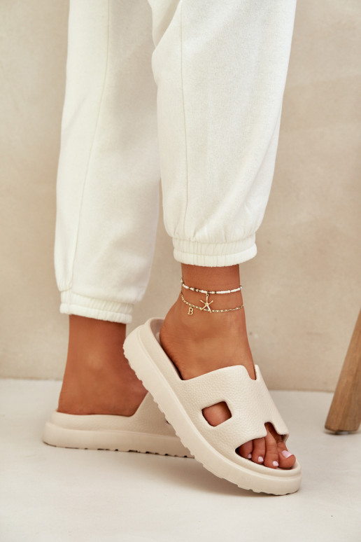 LichtgeInicht pantoffels Slippers Met uitsparingen ivoor Neladith