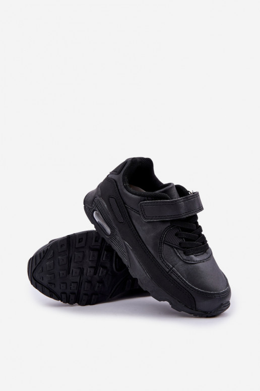 Chaussures modèle sneaker enfant à fermetures adhésives, couleur noir Krissandra Chaussures modèle sneaker enfant à fermetures adhésives, couleur noir Krissandra