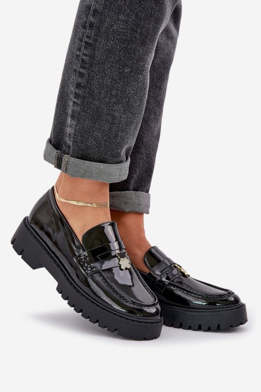 Mocassins laqués Féminin Z Przypinką Nounours couleur noire DANSulinea Mocassins laqués Féminin Z Przypinką Nounours couleur noire DANSulinea