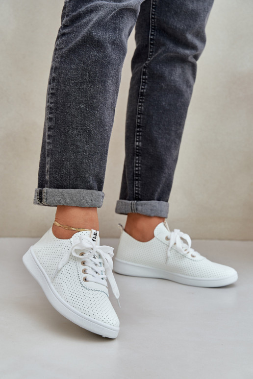 Durchbrochene Damen-Schnürsneaker elfenbeinfarbe Carinel Durchbrochene Damen-Schnürsneaker elfenbeinfarbe Carinel