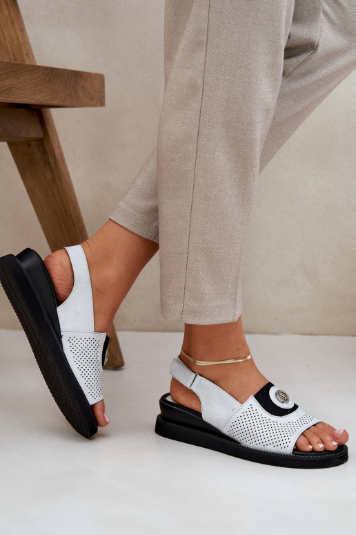 Damensandalen mit einer Plattform Silberfarbe Isnnoria