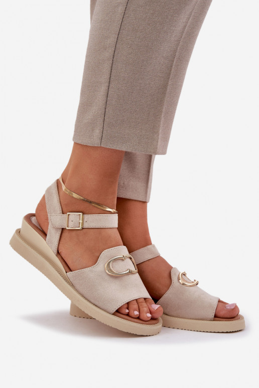 Dames sandalen met platform met ornamenten beige Salianes Dames sandalen met platform met ornamenten beige Salianes
