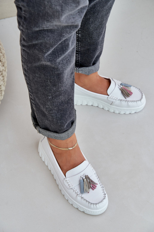 Peau mocassins pour femmes avec des franges avec une plateforme I Koturnie couleur blanche Eleazetta Peau mocassins pour femmes avec des franges avec une plateforme I Koturnie couleur blanche Eleazetta