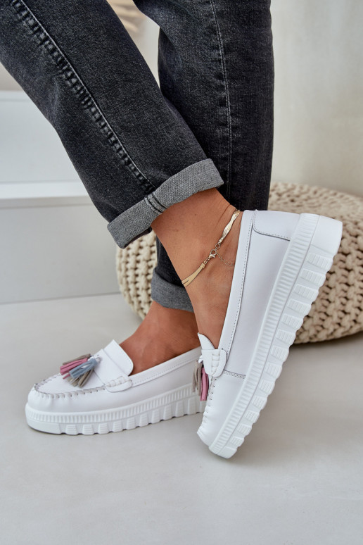 Peau mocassins pour femmes avec des franges avec une plateforme I Koturnie couleur blanche Eleazetta Peau mocassins pour femmes avec des franges avec une plateforme I Koturnie couleur blanche Eleazetta