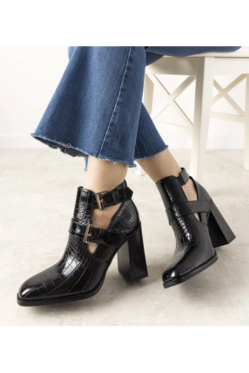 Bottines à talon carré...