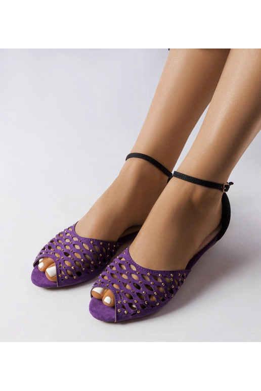 Sandales ajourées violettes avec...