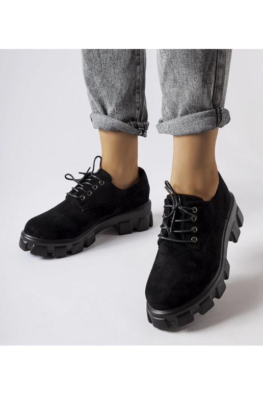 Chaussures plates noires Cloutier