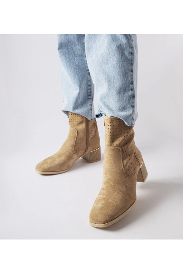 Beige ankelstøvler med... 2