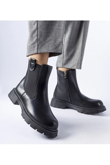 Bottines classiques noires...