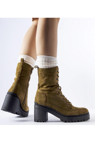 Grüne isolierte... 2