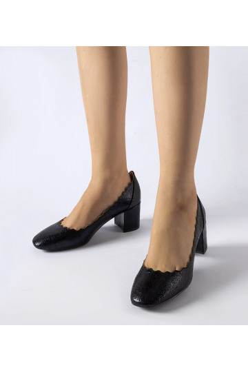 Escarpins noirs à talon...