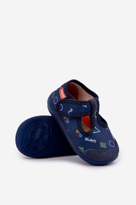 Slippers Milami Kinderen Elastyczne met zelfklevende bevestigingsmiddelen donkerblauIn Ambette Slippers Milami Kinderen Elastyczne met zelfklevende bevestigingsmiddelen donkerblauIn Ambette