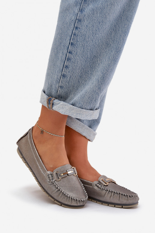 avec éclat isocèle Mocassins Fabriqué en cuir naturel D&A LR51-546 couleur argent avec éclat isocèle Mocassins Fabriqué en cuir naturel D&A LR51-546 couleur argent