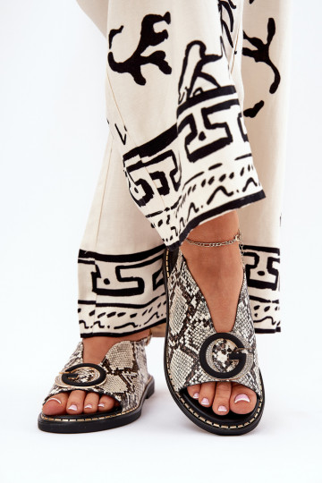 Platte sandalen met ornamenten slangenpatronen beige-bruine kleur Haliones 2