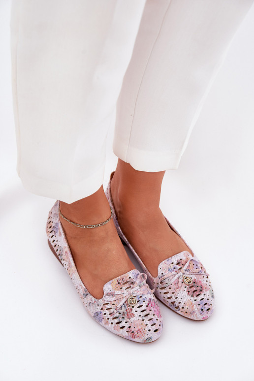 Ballerines ajourées avec des rubans avec des fleurs en daim écologiqueoÀe Couleurs différentes Amepitrea