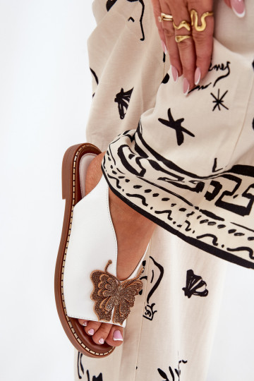 Sandales pour femmes avec des talons larges avec des ornements couleur blanche Setorina 2