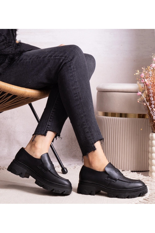 Chaussures à lacets noires en cuir...