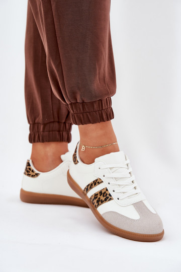 Faible Chaussures modèle baskets Féminin en cuir écologique avec des motifs en fourrure de léopard couleur blanche Nonalorin 2