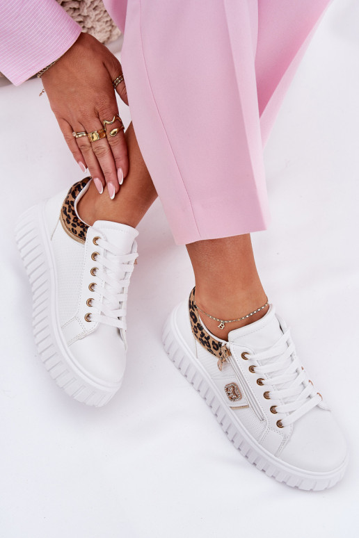 Turnschuhe Feminin mit einer Plattform aus Öko-Leder mit Leopardenfellmuster Zueiße Farbe Velionna Turnschuhe Feminin mit einer Plattform aus Öko-Leder mit Leopardenfellmuster Zueiße Farbe Velionna