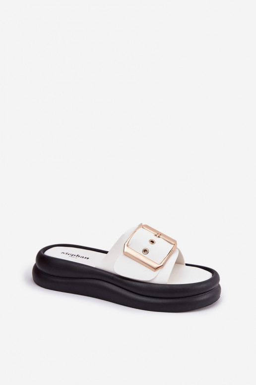 Pantoufles pour femmes avec une plateforme décorer avec boucles couleur blanche Zelori Pantoufles pour femmes avec une plateforme décorer avec boucles couleur blanche Zelori