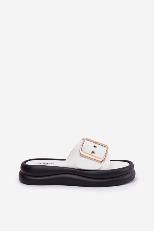 Pantoufles pour femmes avec une plateforme décorer avec boucles couleur blanche Zelori Pantoufles pour femmes avec une plateforme décorer avec boucles couleur blanche Zelori