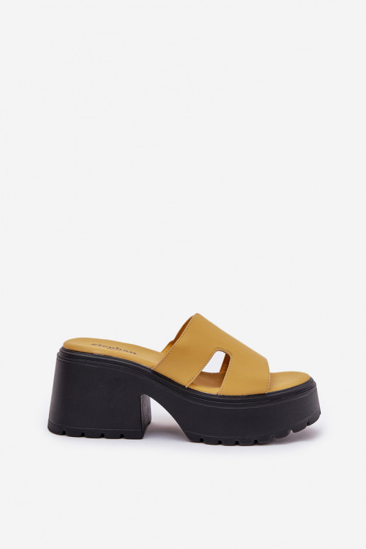 Pantoufles pour femmes avec une plateforme I Il fautssif Obcasie couleur jaune Rizana Pantoufles pour femmes avec une plateforme I Il fautssif Obcasie couleur jaune Rizana