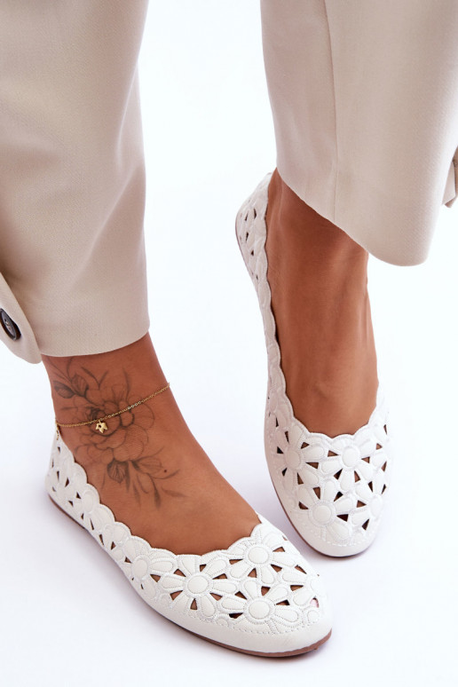 Chaussures ajourées brillantes couleur blanche Visionary