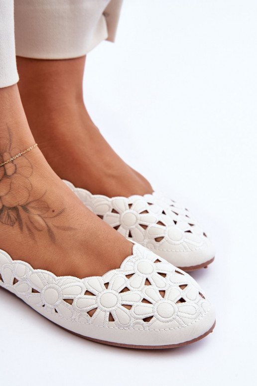 Glanzende opengeInerkte schoenen Initte kleur Visionary