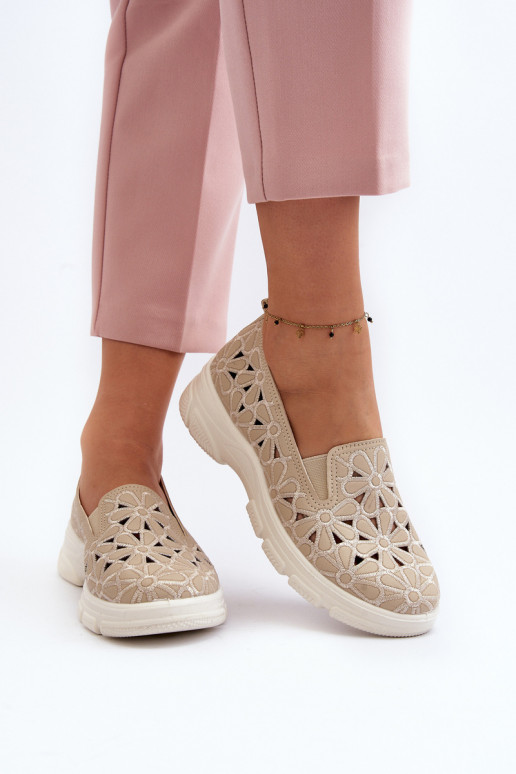 mit durchbrochenen Elementen Schuhe Feminin Beige Emilei