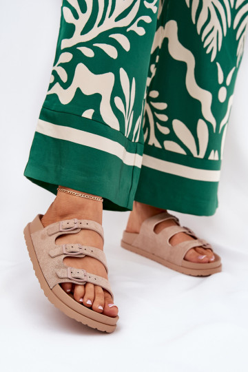 Pantoufles pour femmes avec des bandes I avec bouclesmi beige Uliri