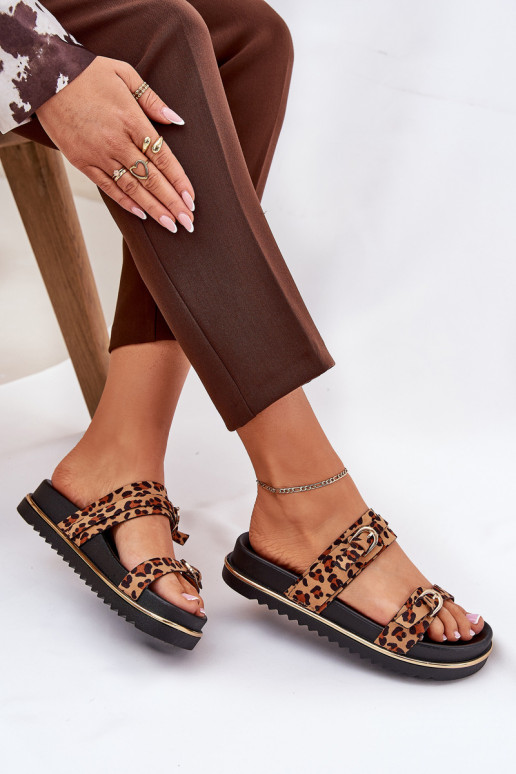 Pantoufles pour femmes avec des motifs en fourrure de léopard avec une plateforme avec des bandes I avec bouclesmi marron Zifert