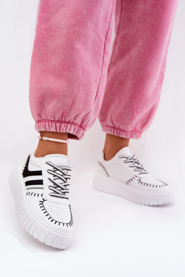 Baskets modèle batai Femmes à plateforme couleurs blanche et noire Ofenale 2