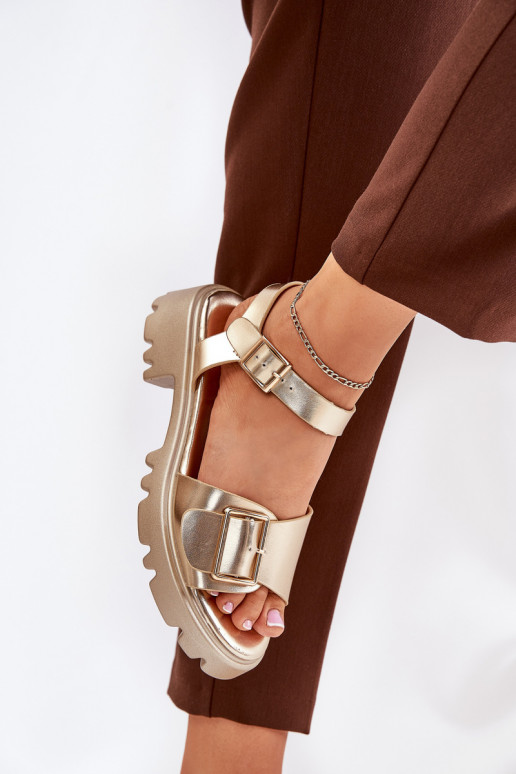 Eko Sandales pour femmes Féminin avec boucles couleur dorée Gofielle