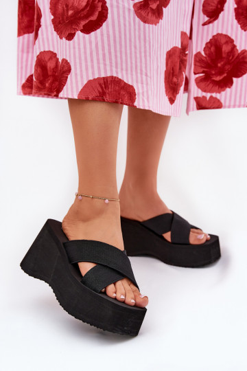 pantoufles pour femmes à talon et plateforme noires Sevolee 2