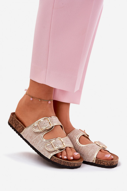 Pantoufles pour femmes avec une plateforme avec boucles couleur dorée Osoffe  Pantoufles pour femmes avec une plateforme avec boucles couleur dorée Osoffe