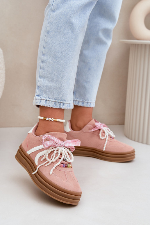 Chaussures modèle baskets Féminin avec une plateforme avec de beaux détails couleur rose Vinness Chaussures modèle baskets Féminin avec une plateforme avec de beaux détails couleur rose Vinness