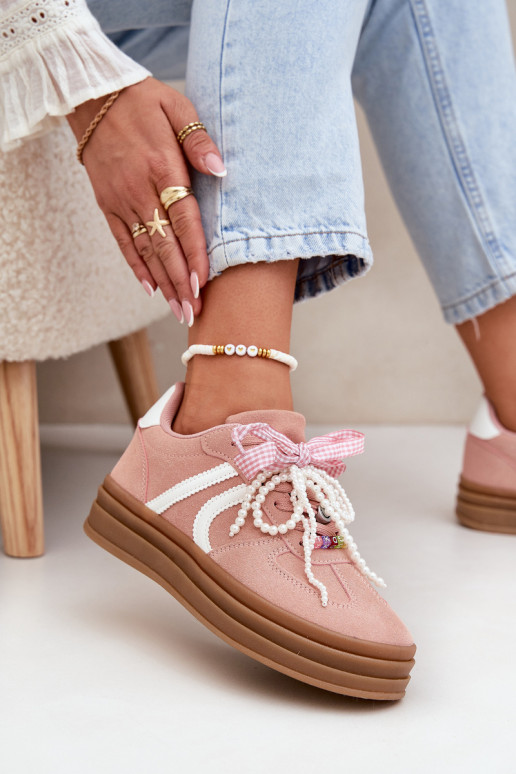 Chaussures modèle baskets Féminin avec une plateforme avec de beaux détails couleur rose Vinness Chaussures modèle baskets Féminin avec une plateforme avec de beaux détails couleur rose Vinness